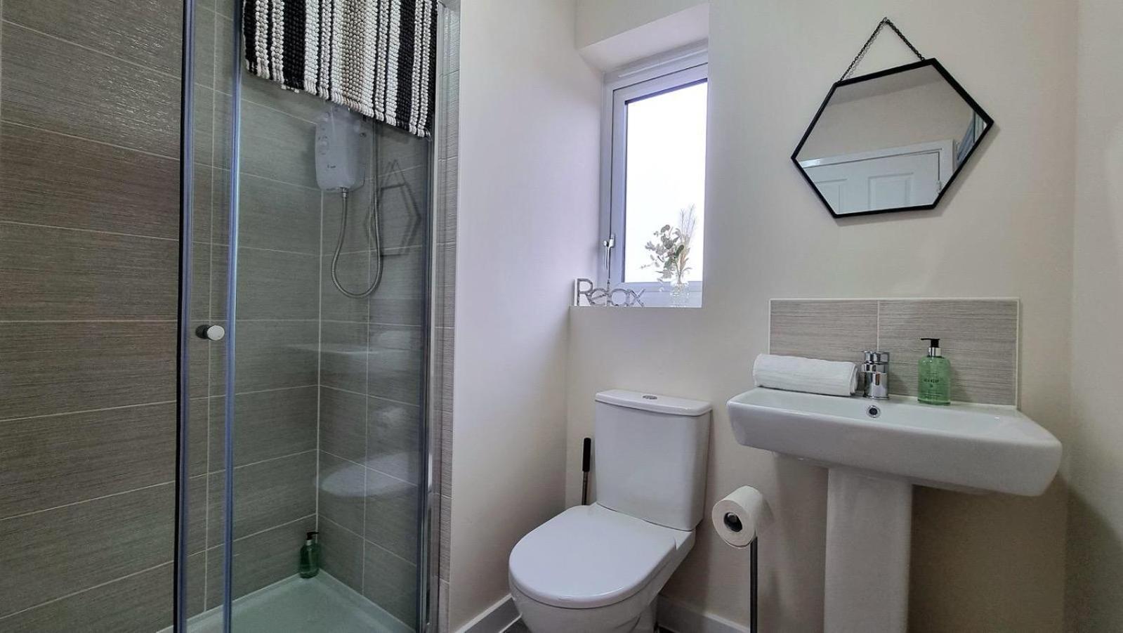 Holiday home Modern New Build 3-storey With Parking Near Centre Leicester